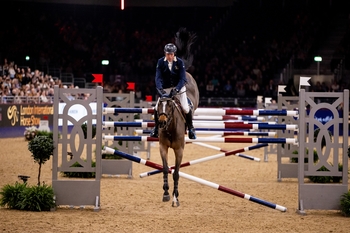 John Whitaker does it again! Sharid claims victory in the Six-Bar at the London International Horse Show John Whitaker does it again! Sharid claims victory in the Six-Bar at the London International Horse Show